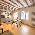 Apartamento Mazzini 9 Tirabora Short Rent Trieste