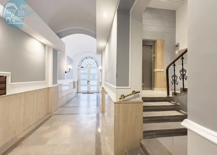 Mazzini 9 Tirabora Short Rent * Triëst