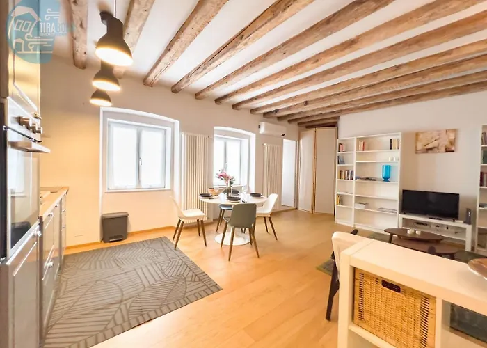 Mazzini 9 Tirabora Short Rent * Triëst