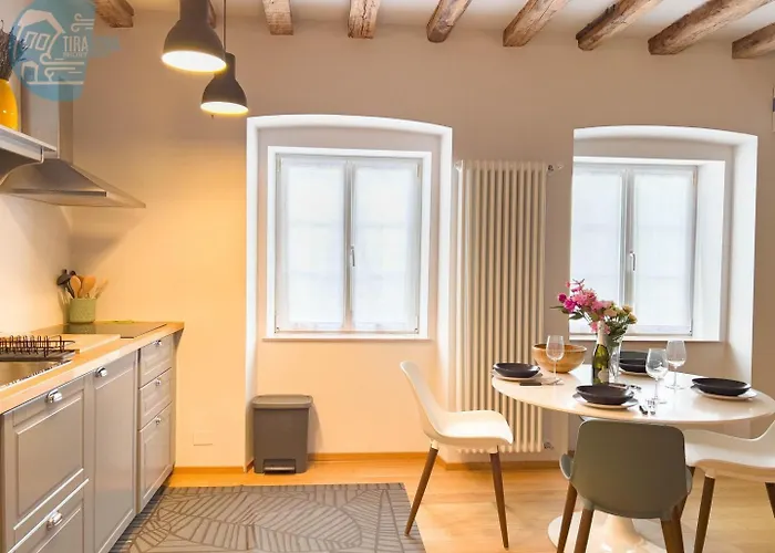 Mazzini 9 Tirabora Short Rent Appartement Triëst