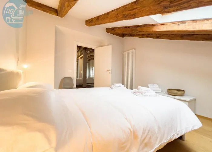 Mazzini 9 Tirabora Short Rent * Triëst