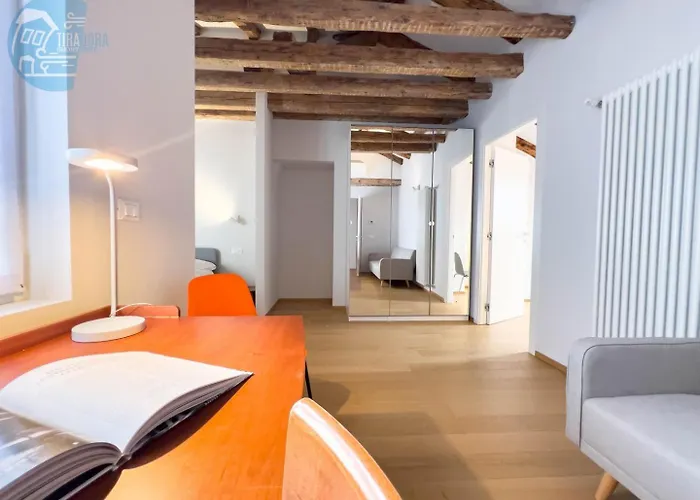 Mazzini 9 Tirabora Short Rent Appartement Triëst