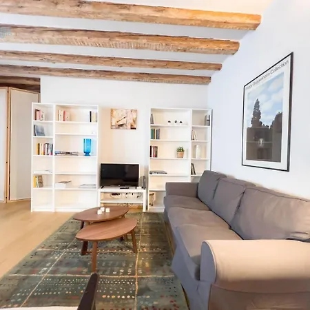 Mazzini 9 Tirabora Short Rent Apartment *