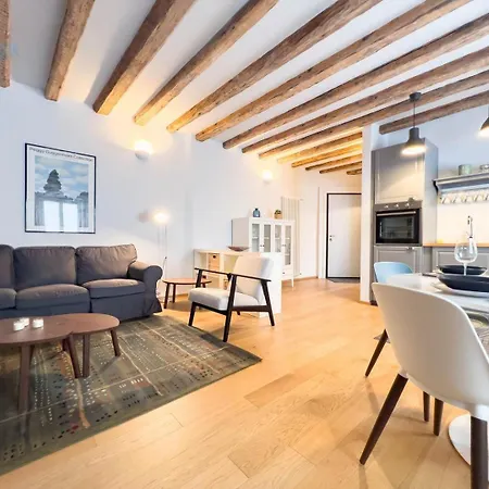 Apartment Mazzini 9 Tirabora Short Rent *