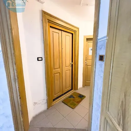 Mazzini 9 Tirabora Short Rent Apartment Trieste