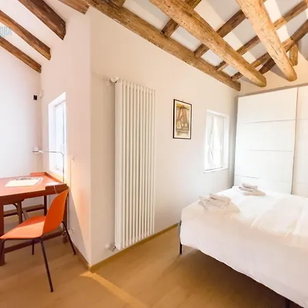 Mazzini 9 Tirabora Short Rent Lejlighed *