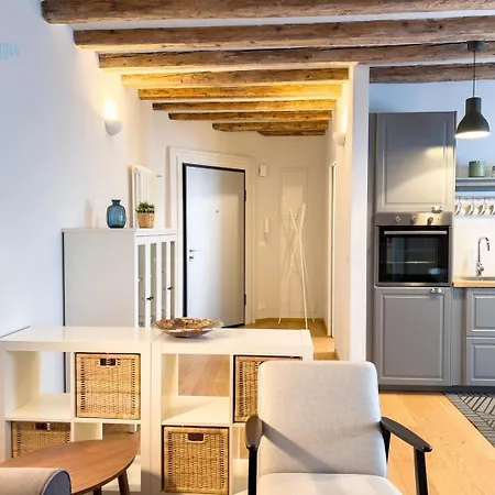 Apartment Mazzini 9 Tirabora Short Rent *